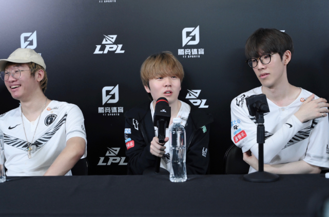 禁区对抗导 禁区对抗导