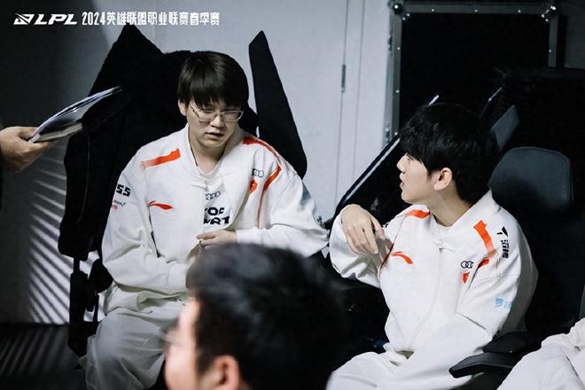 谓是一波三 谓是一波三
